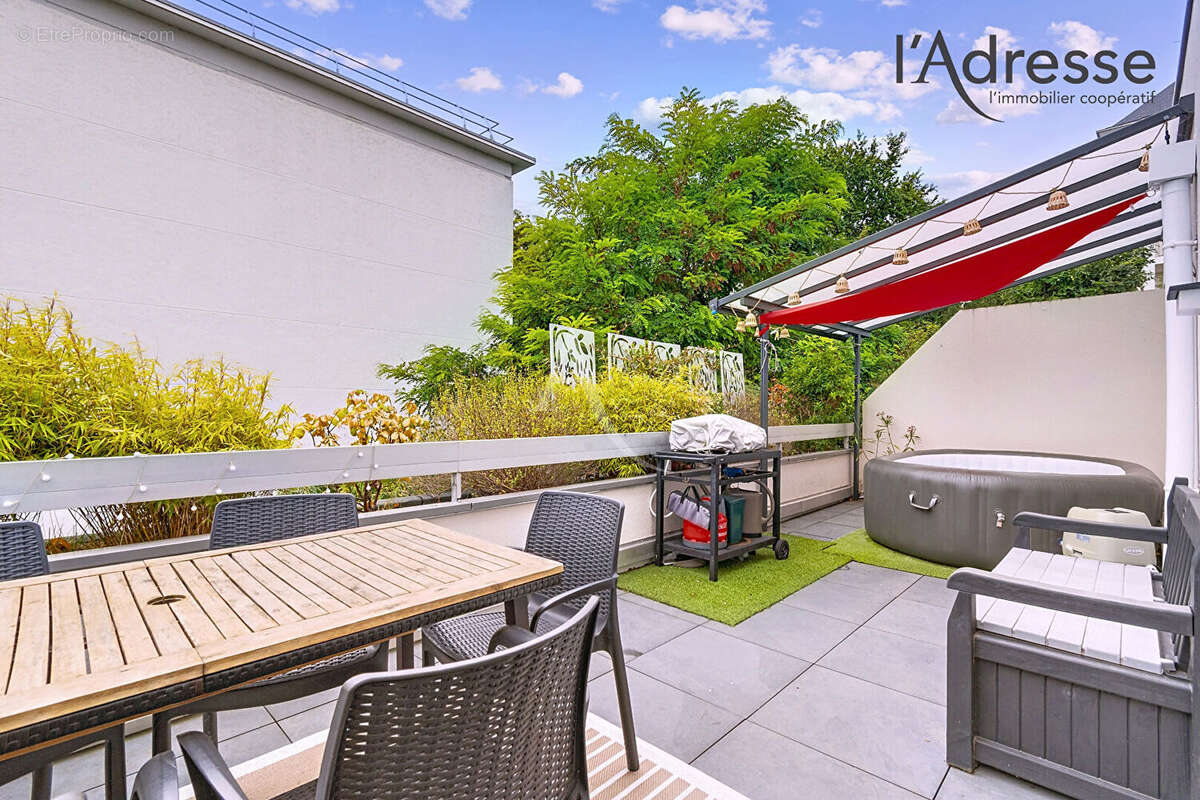 Appartement à SURESNES