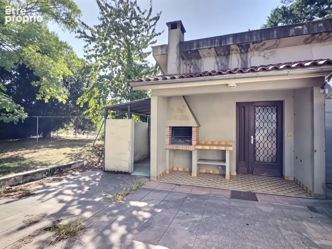 Maison de type 4 avec dépendance et jardin - photo 13