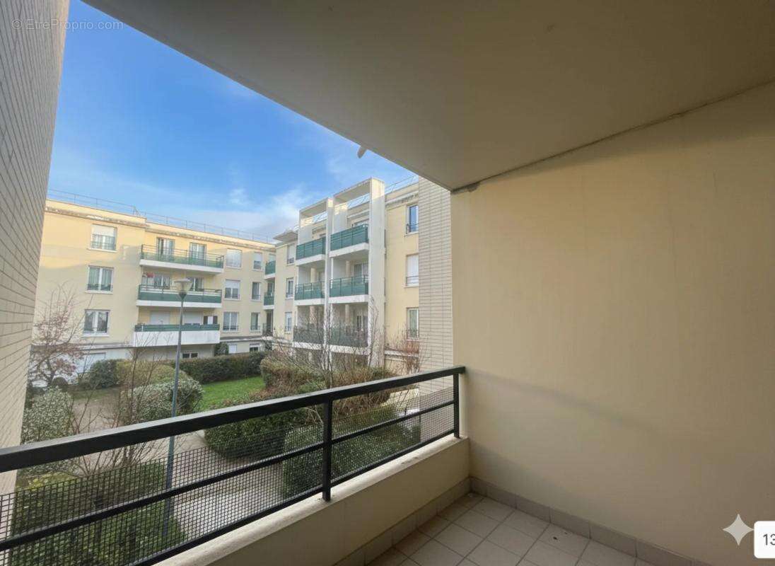 Appartement à VIGNEUX-SUR-SEINE