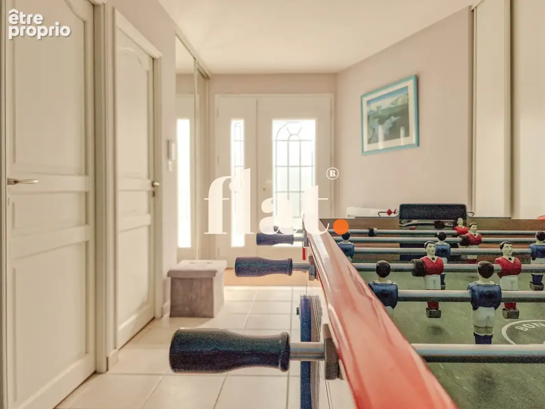 Maison de plain-pied - six chambres - jardin clos - en impasse - 148 m2 - photo 2