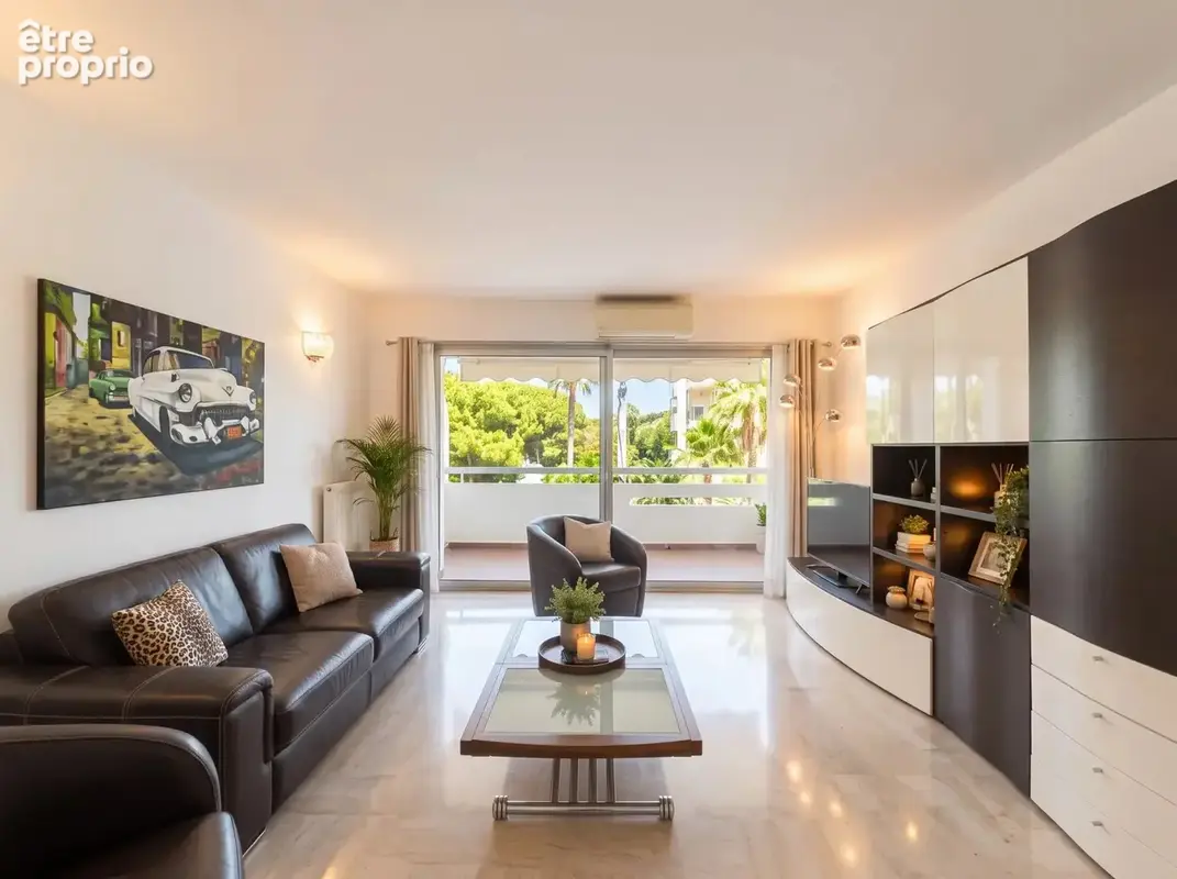 Appartement 52 m² traversant avec balcon et loggia – proche plages et commodités - photo 2