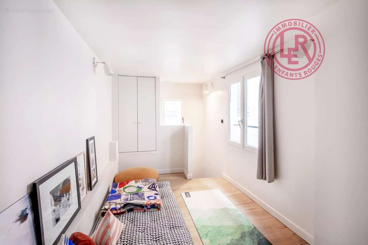 Appartement à PARIS-3E