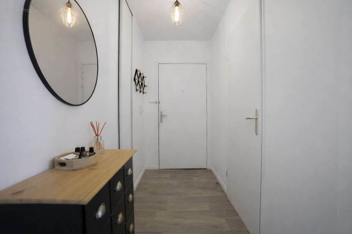 Appartement à CLICHY-SOUS-BOIS