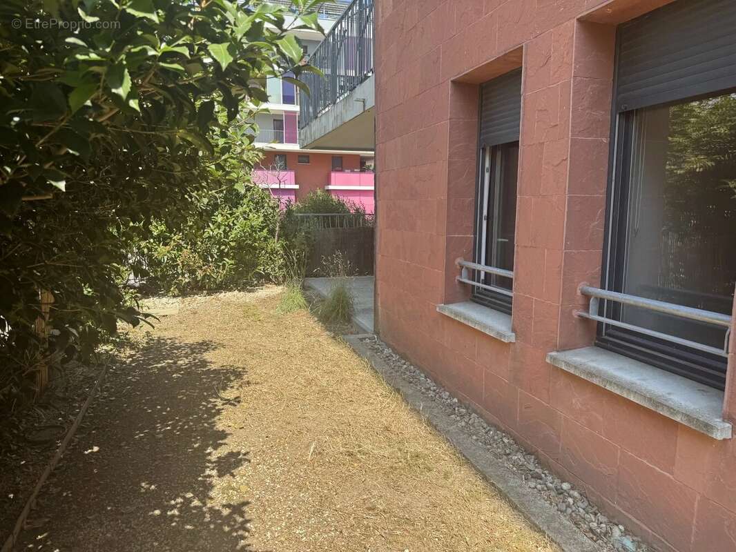 Toulouse -lespinet appt. t3 jardin pk - photo 3