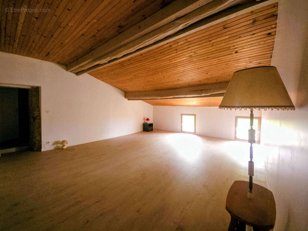 Maison Saint Rustice 5 pièces, 5 chambres. - photo 19