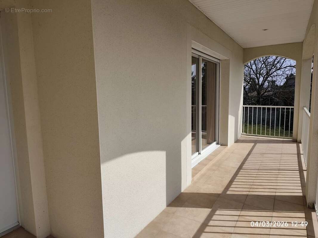 Maison à SAINT-ASTIER