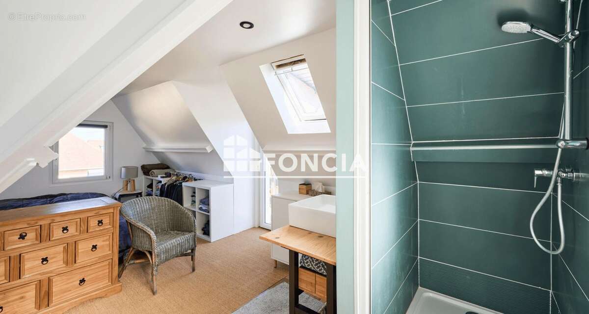 Maison à LUC-SUR-MER