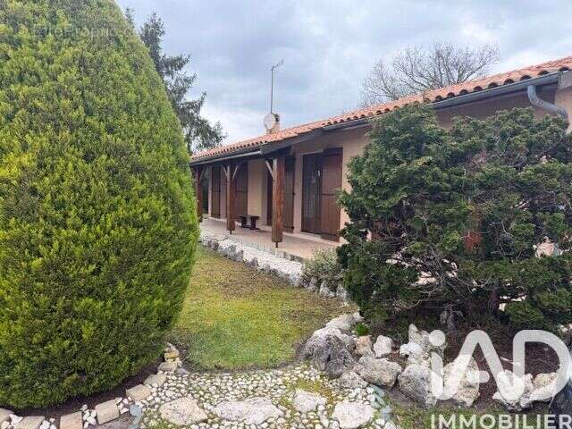 Photo 5 - Maison à MARTIGNAS-SUR-JALLE