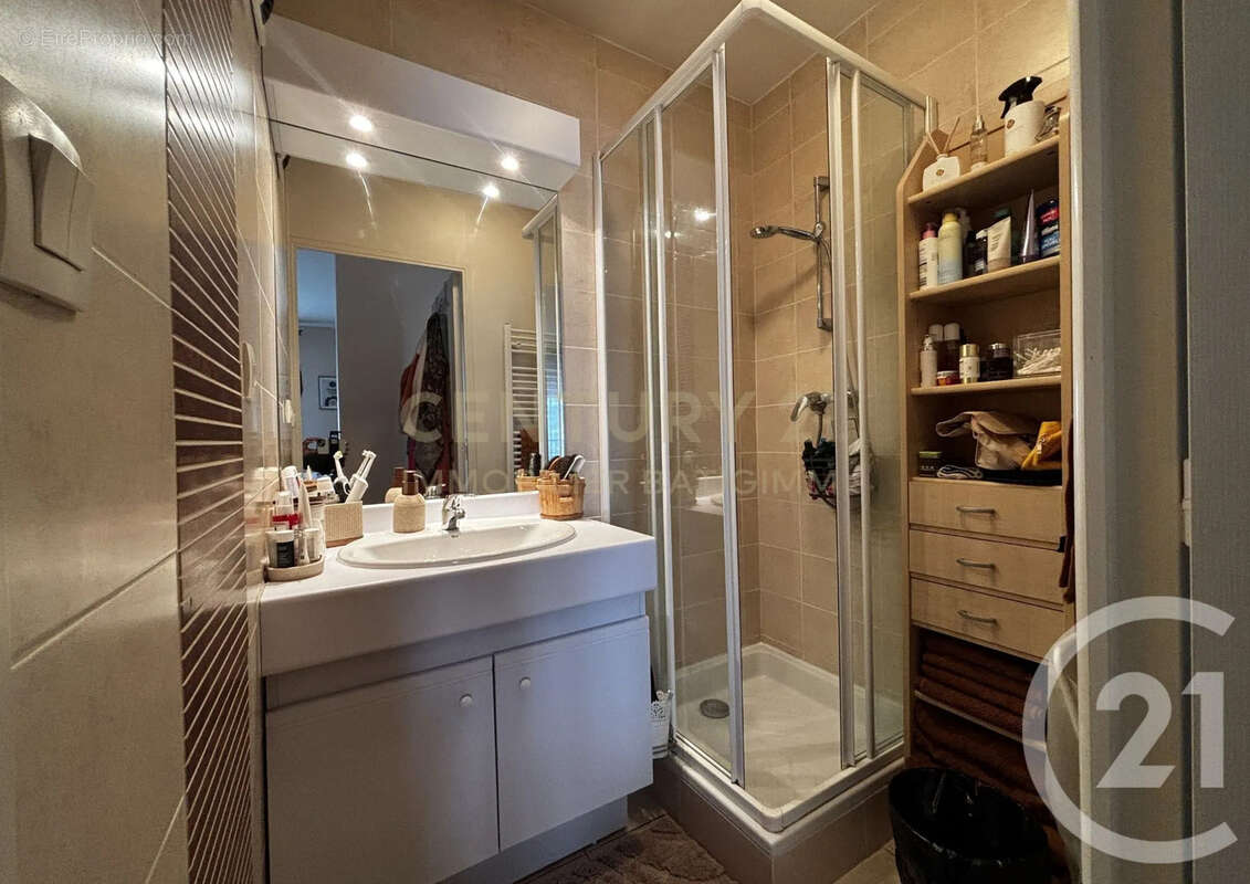 Appartement à BOURGOIN-JALLIEU