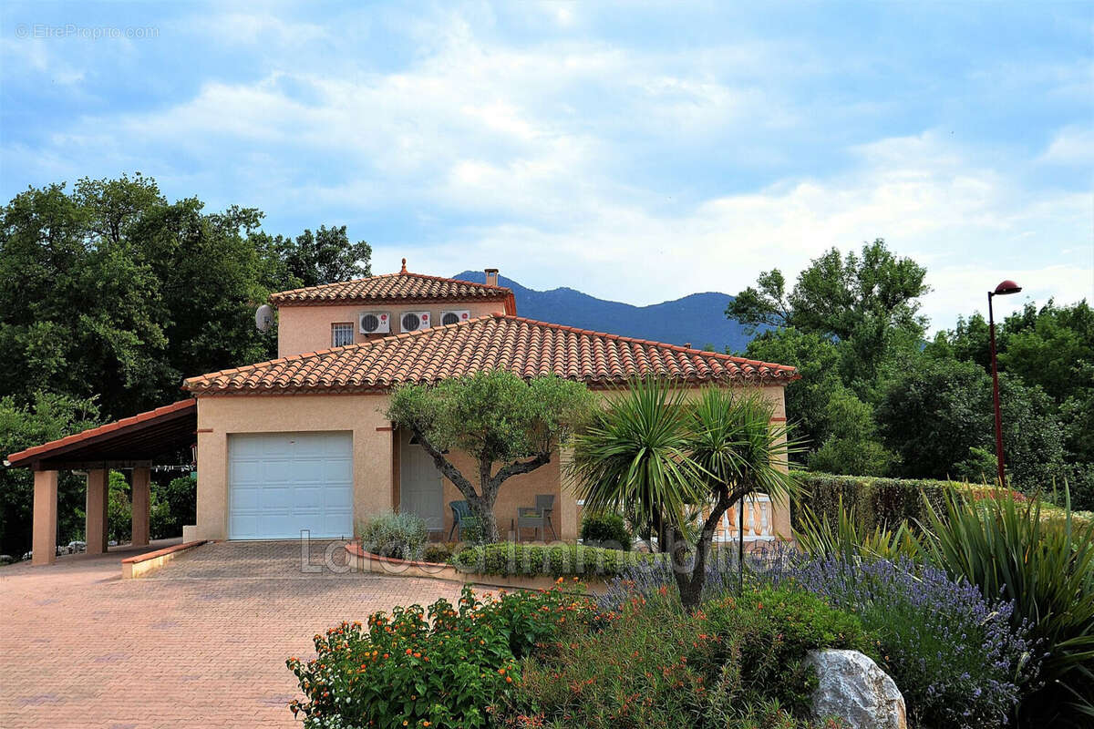 Maison à SAINT-GENIS-DES-FONTAINES