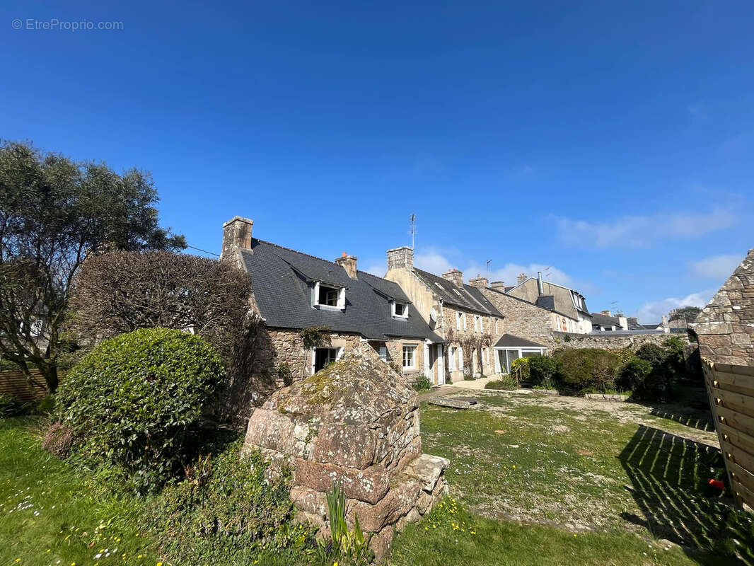 Maison à TREBEURDEN