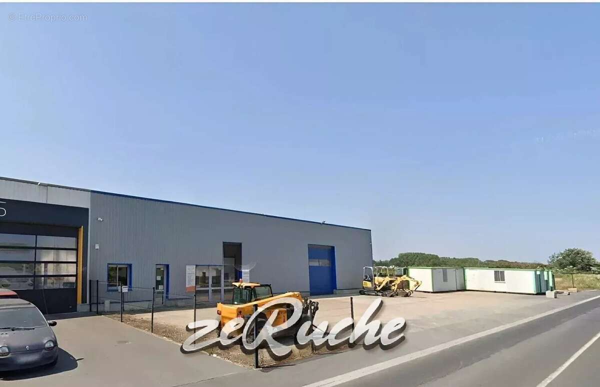 Commerce à COURSEULLES-SUR-MER