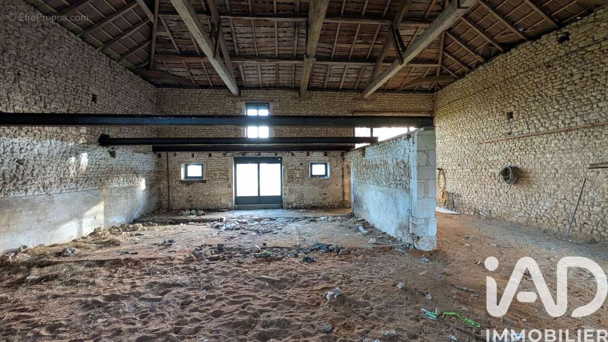 Photo 6 - Maison à SOUSMOULINS