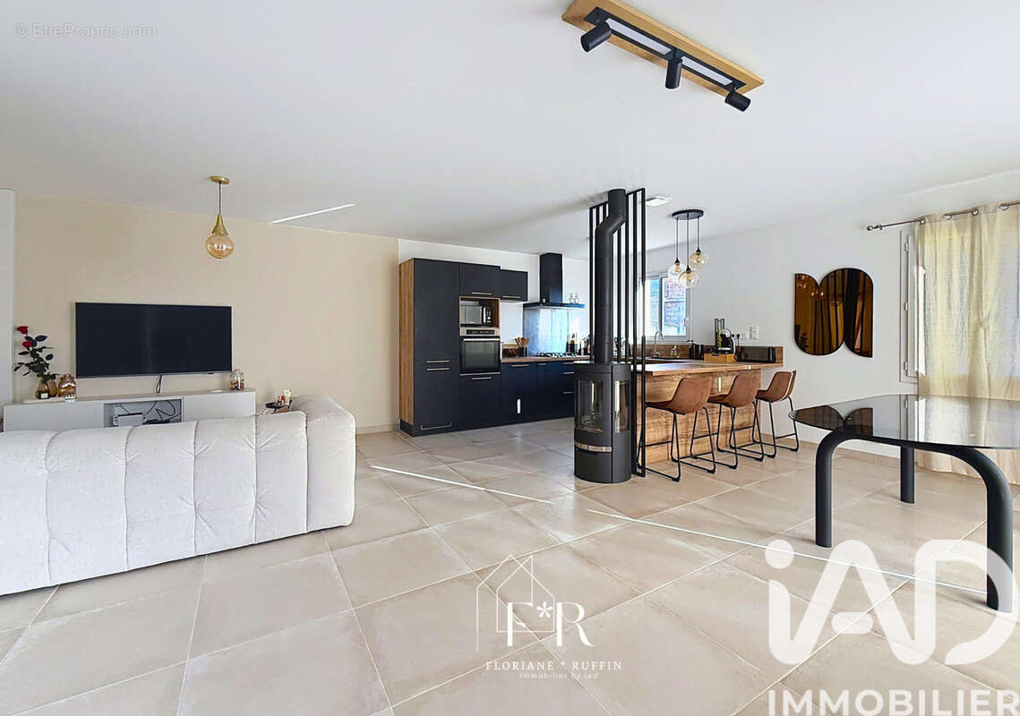 Photo 2 - Maison à SARRIANS