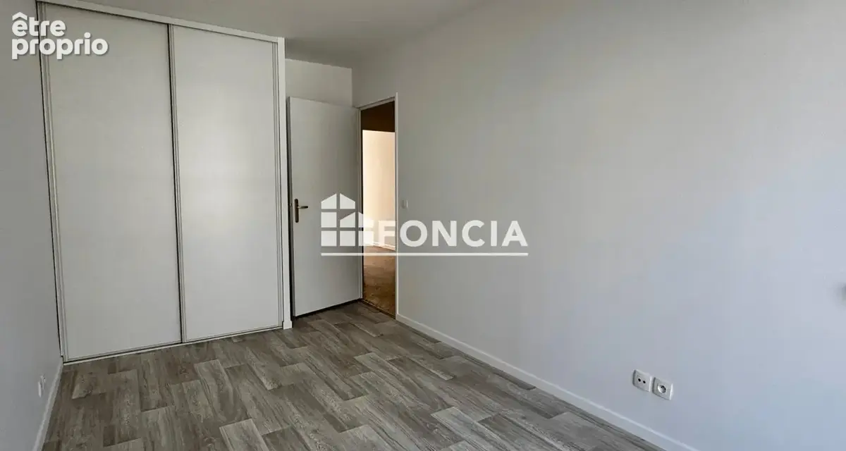 Appartement 4 pièces avec BOX DOUBLE proche gare SANS TRAVAUX - photo 8