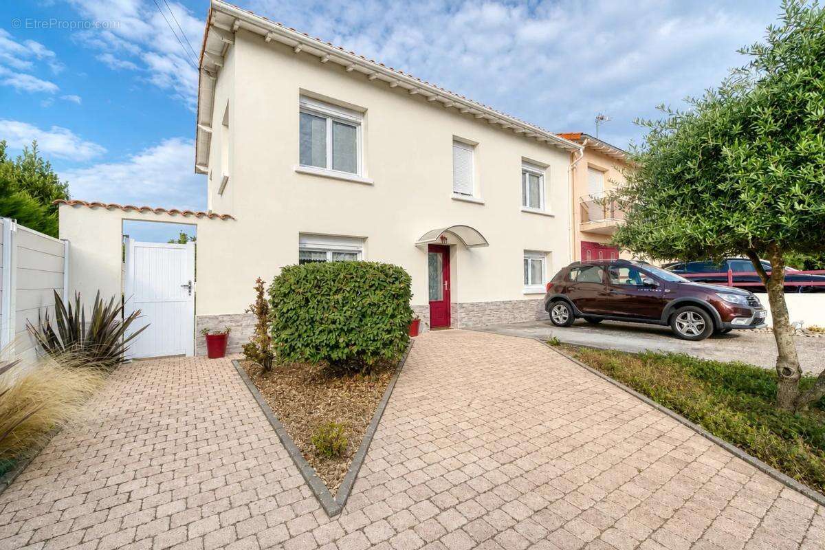 Maison de 6 pièces de 127 m² à Châtelaillon-Plage - photo 10