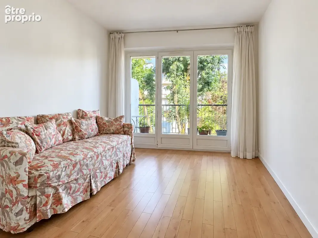 Appartement - 117,35 m2 - 5 pièces - photo 7