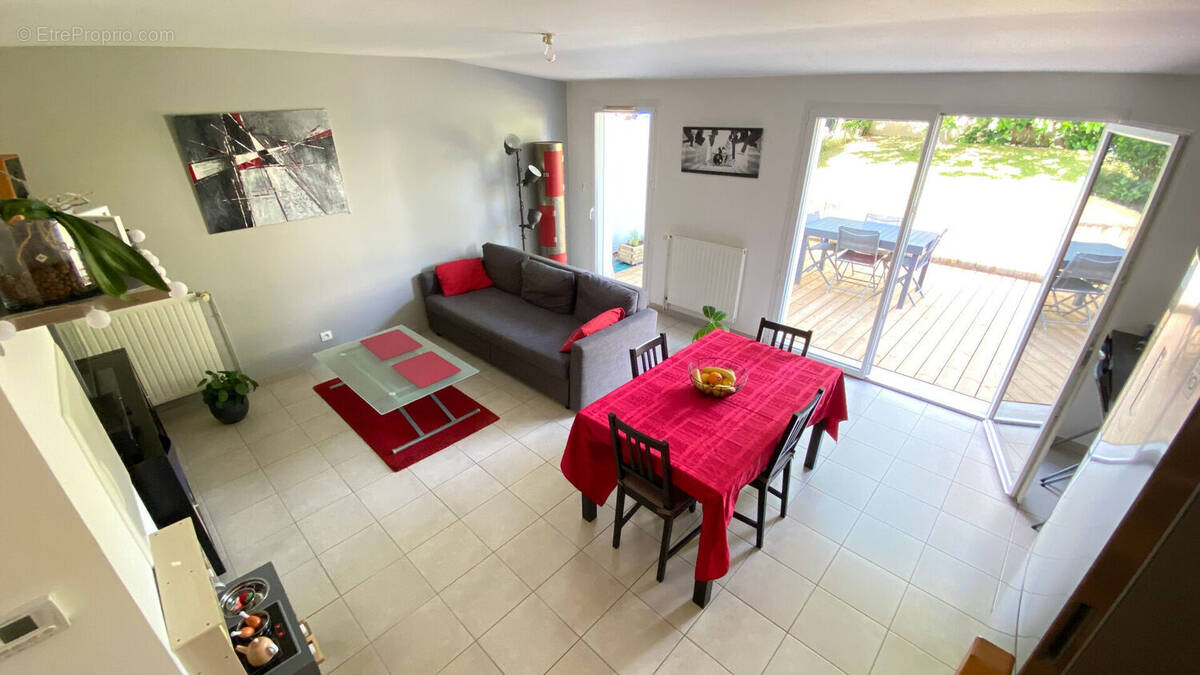 Maison à GRANDCHAMPS-DES-FONTAINES