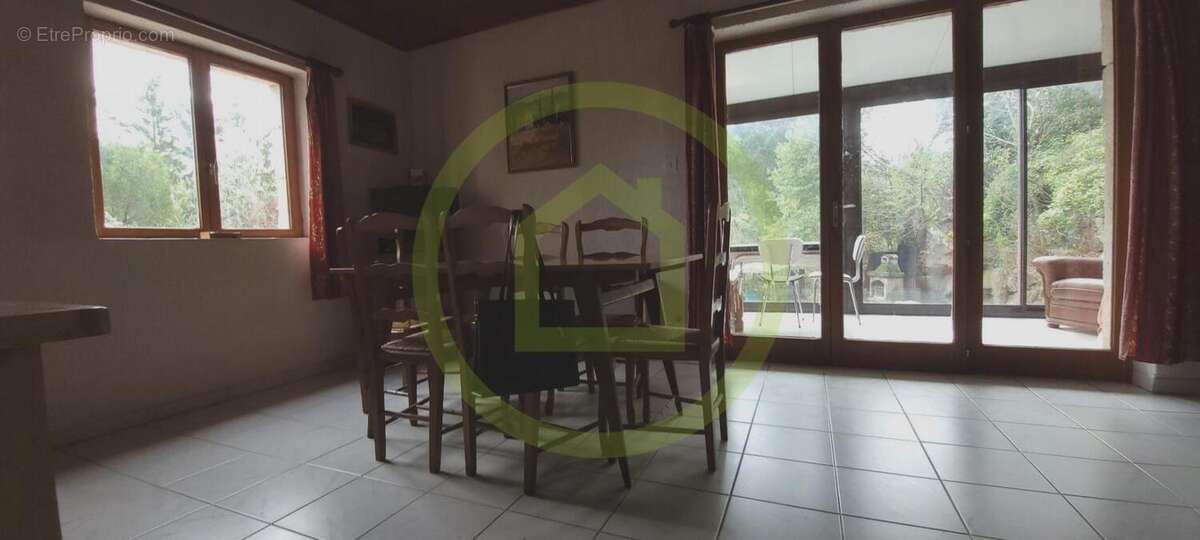 Maison à SAINT-AMBROIX