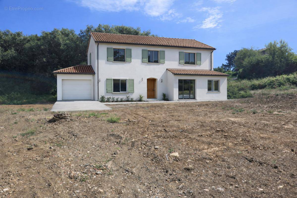 Terrain à SEREZIN-DU-RHONE