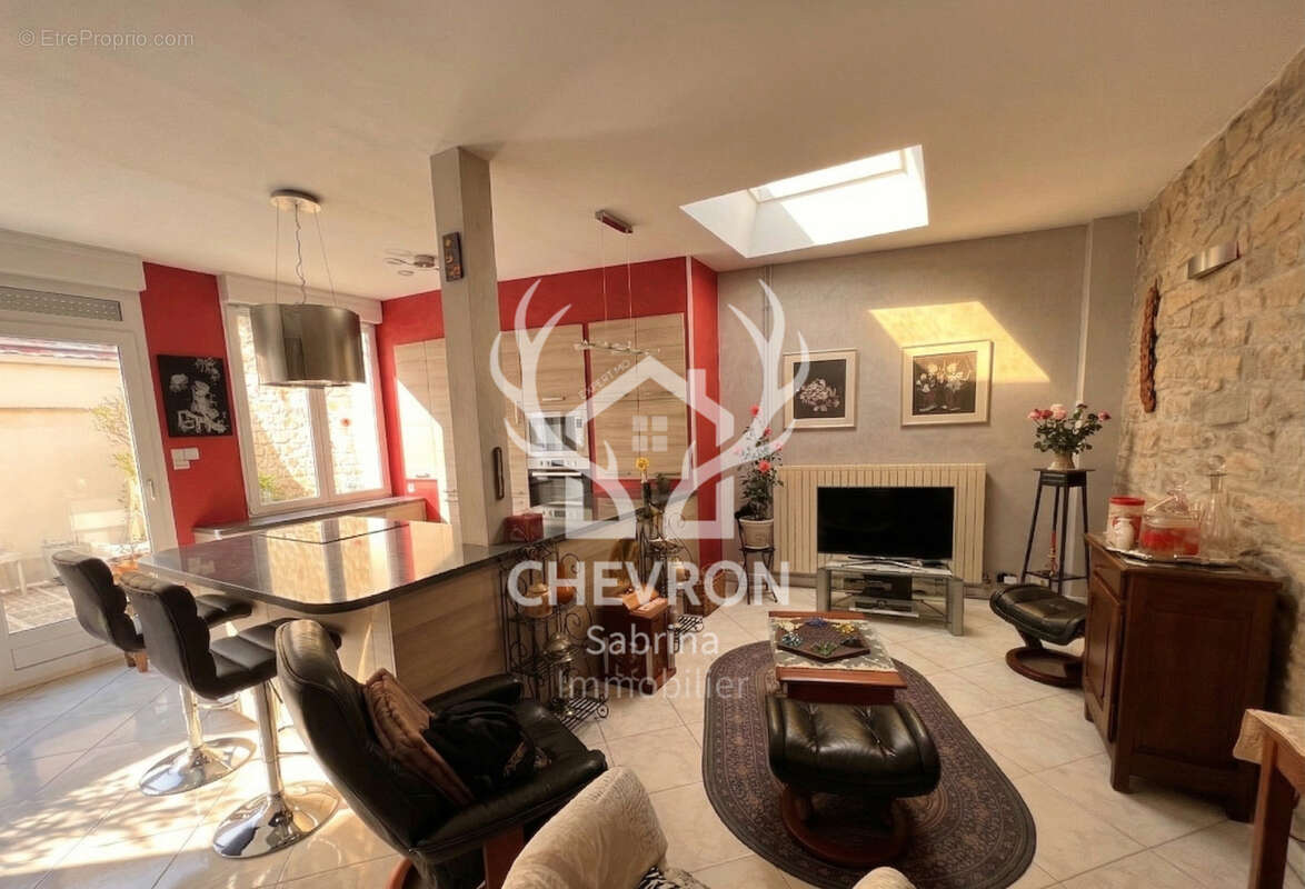 Appartement à CHARLEVILLE-MEZIERES