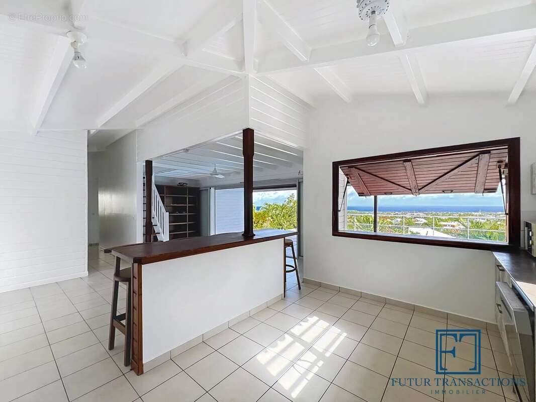 Maison à SAINTE-ANNE