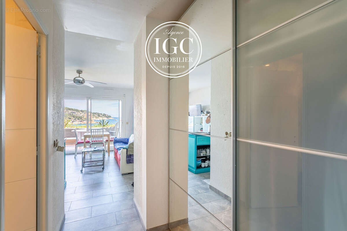 Appartement à CARRY-LE-ROUET