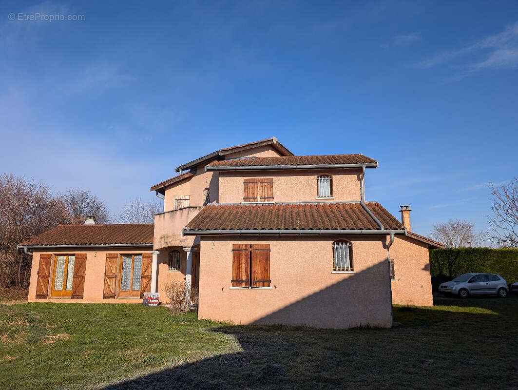 Maison à SAINTE-JULIE