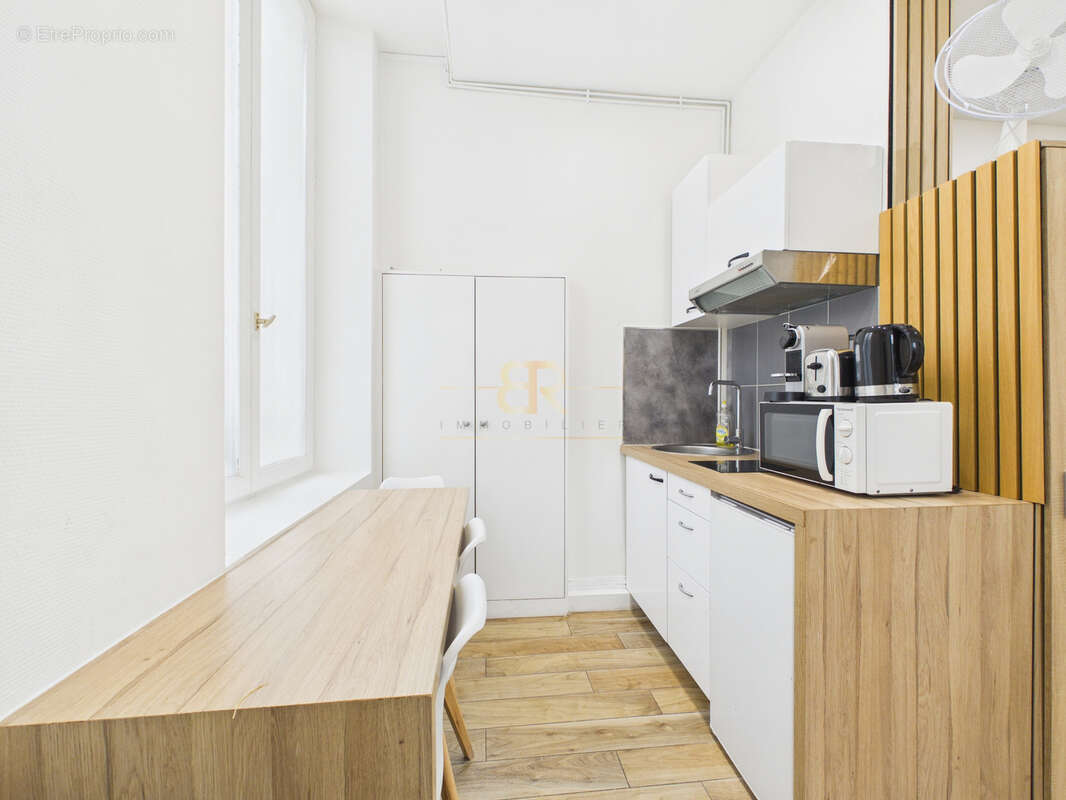 Appartement à PARIS-3E