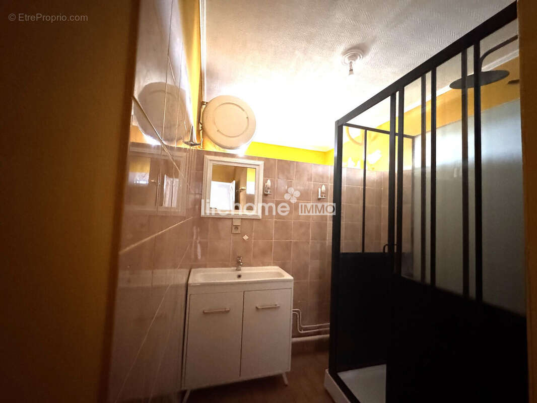 Appartement 75 m² à Chateauroux  - photo 9