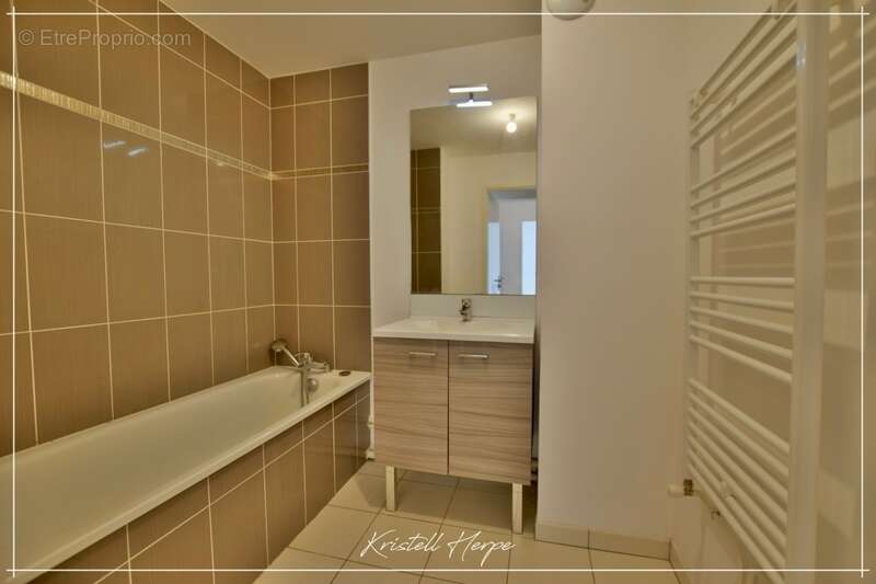 Dpt Loire Atlantique (44), à vendre REZE appartement T2 de 47m², dernier étage avec balcon et stationnement - photo 7