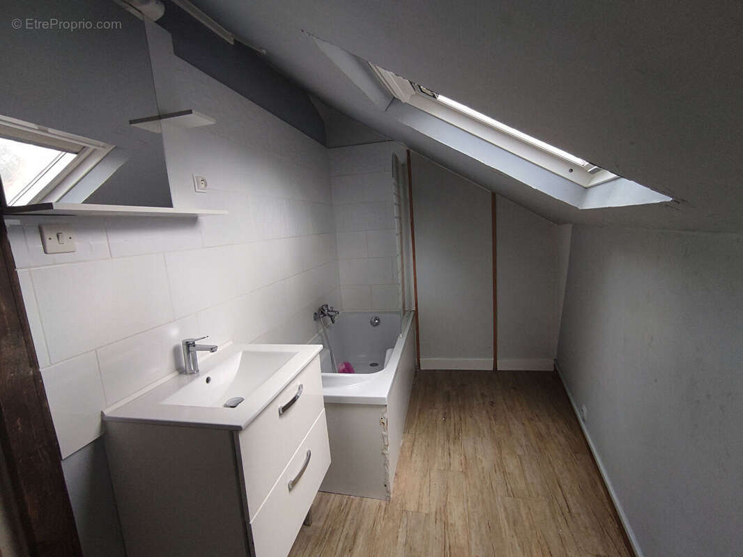 Appartement à BOHAIN-EN-VERMANDOIS