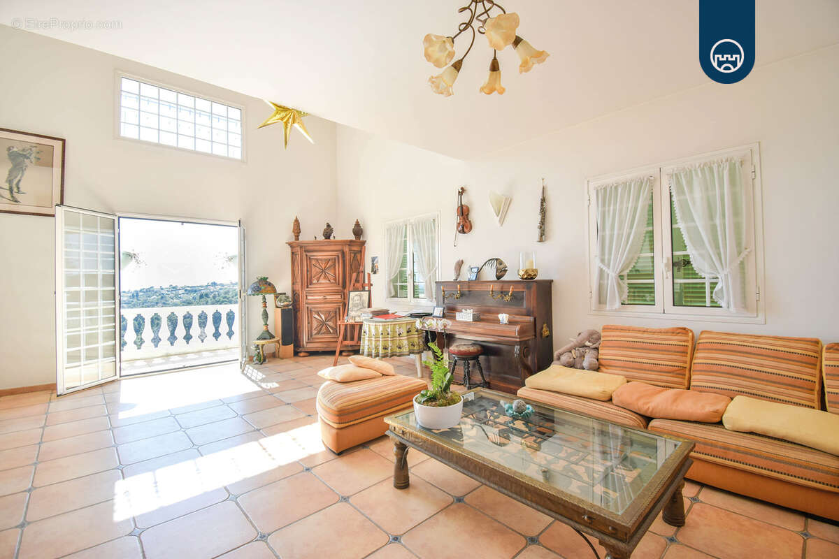 Maison à SAINT-ANDRE-DE-LA-ROCHE