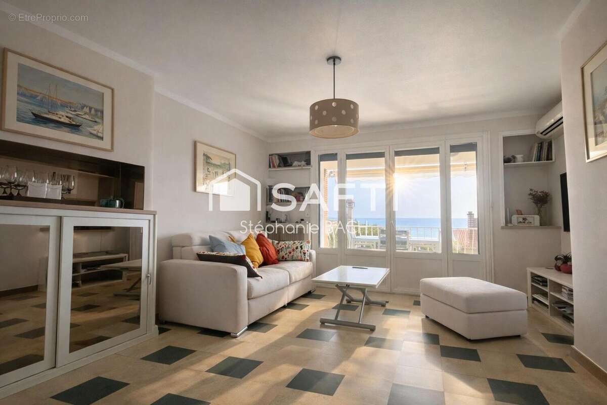 Photo 4 - Appartement à SAINT-CYR-SUR-MER