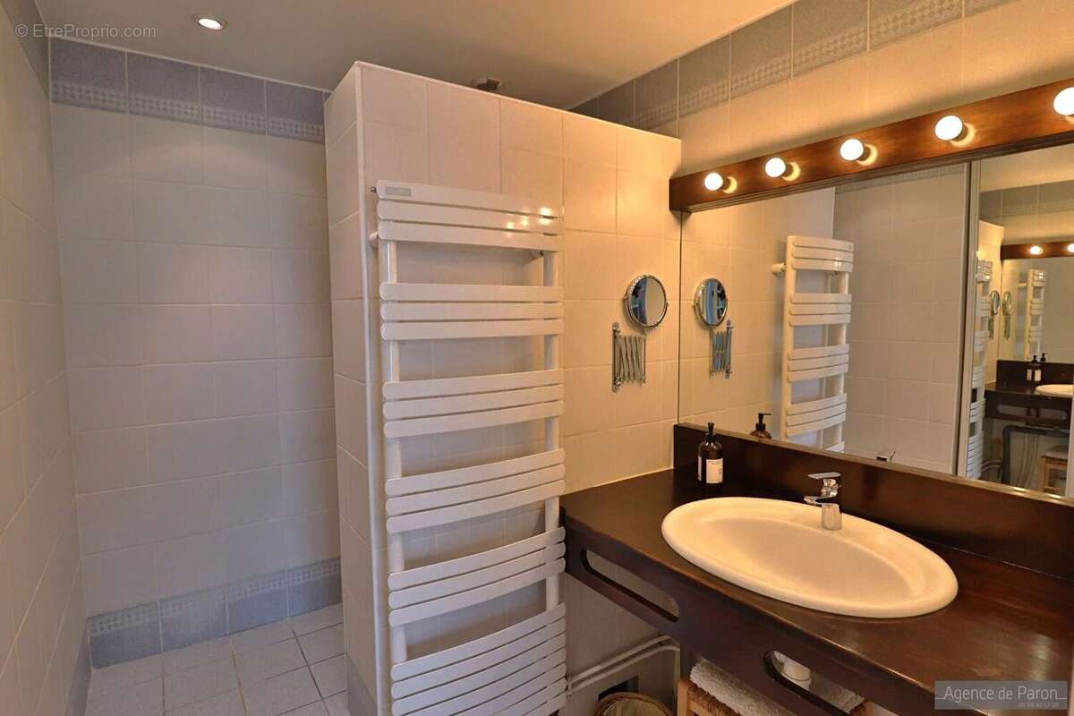 Maison à VERRIERES-LE-BUISSON