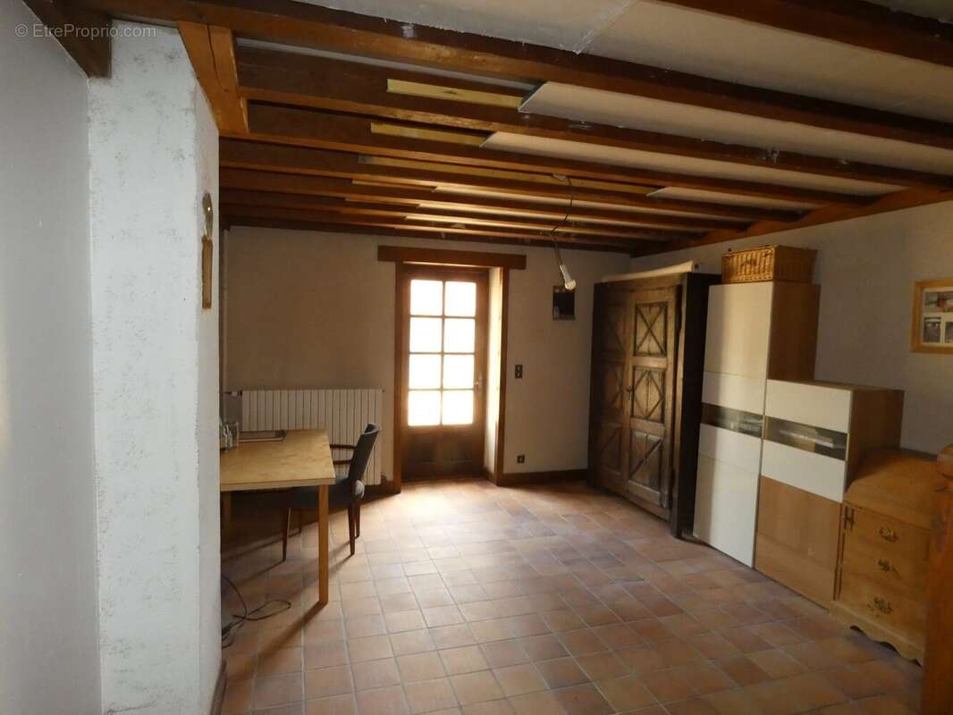 Maison 163 m² à Jarnages  - photo 8