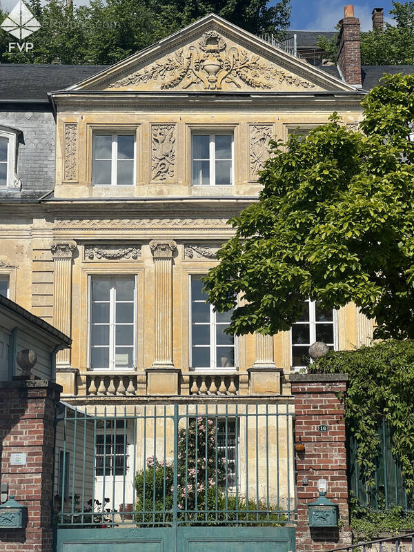 Maison à CAUDEBEC-EN-CAUX