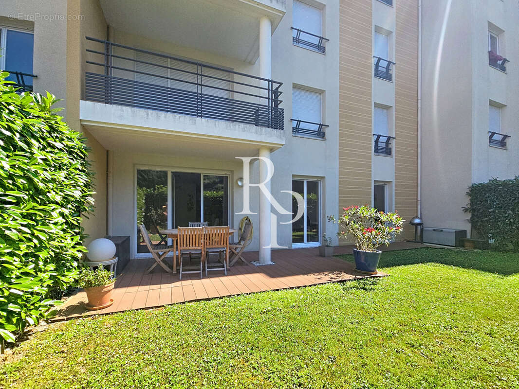 Appartement à TASSIN-LA-DEMI-LUNE