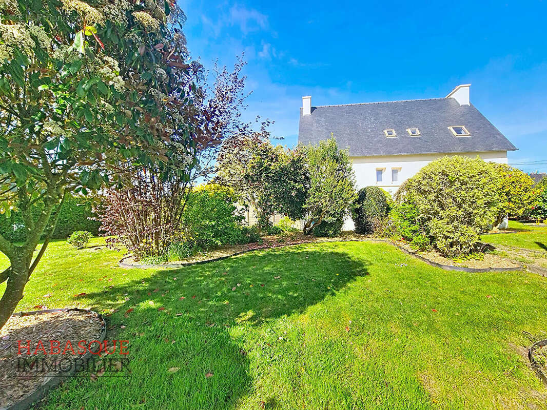 Maison à LANDIVISIAU