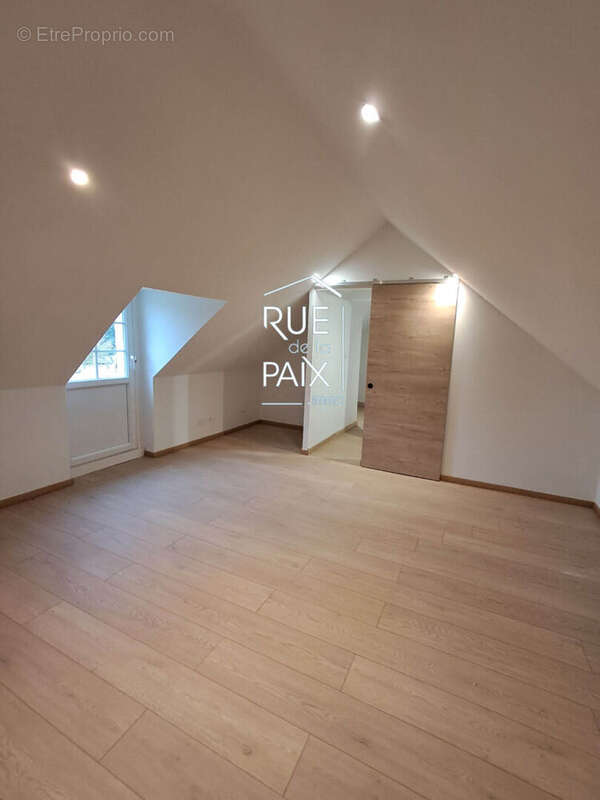 Maison à CHATELLERAULT