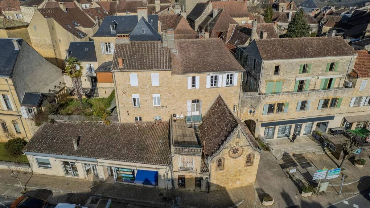 Appartement à GOURDON