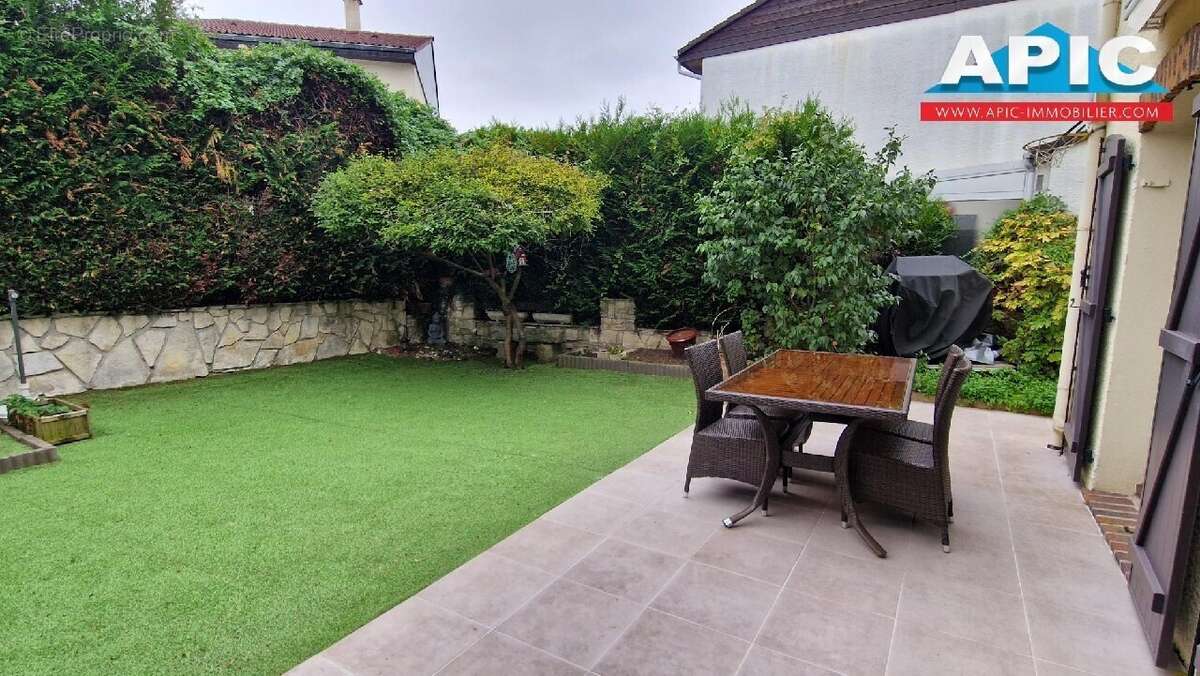 Maison à SAINT-BRICE-SOUS-FORET