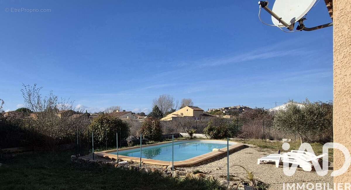 Photo 4 - Maison à REGUSSE