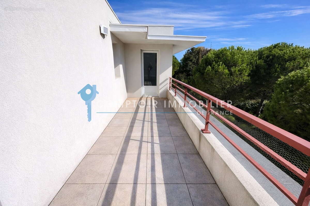 Montpellier (MALBOSC)  Apt T3 lumineux de 76 m2 avec 1 Garage et 1 parking extérieur - photo 2