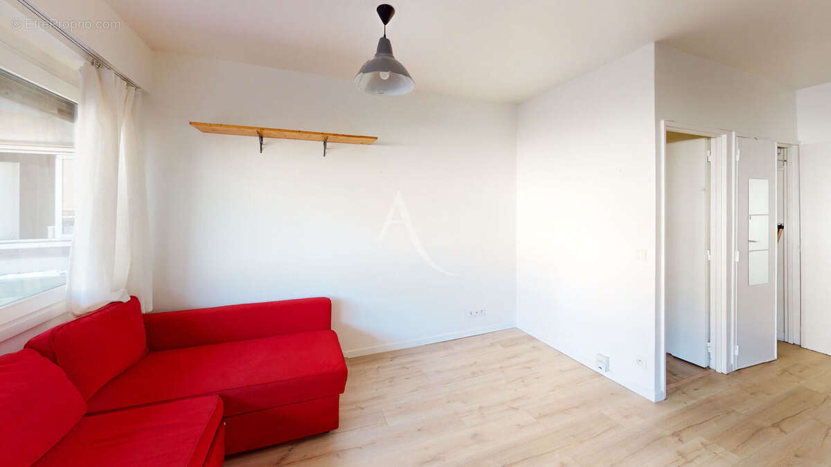 Appartement à PARIS-10E