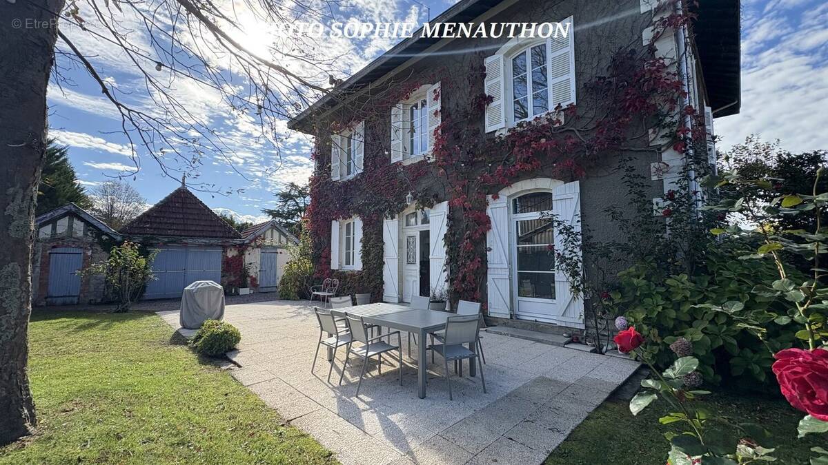 Maison à SAINT-MARTIN-DE-SEIGNANX