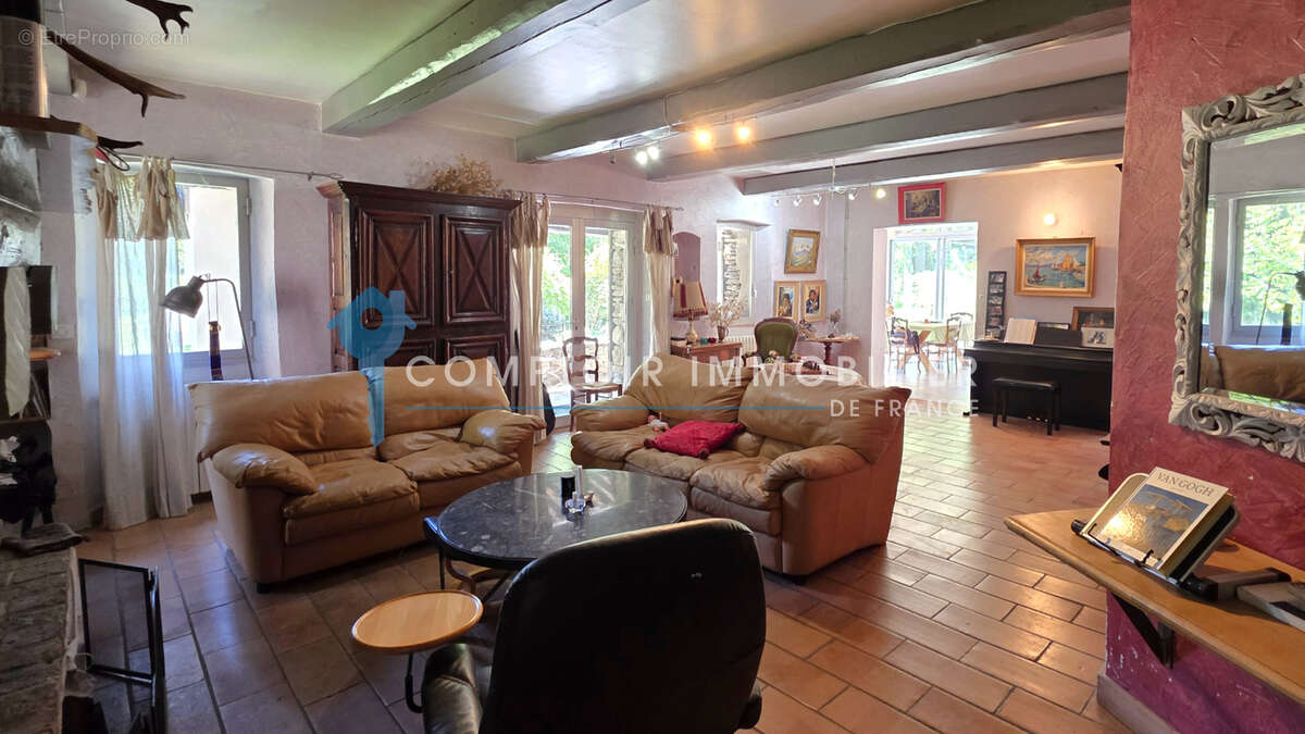 Dépt. 30 -   Mas en pierres de 220 m2 à CHAMBORIGAUD - Parcelles de 1,10 ha - photo 6