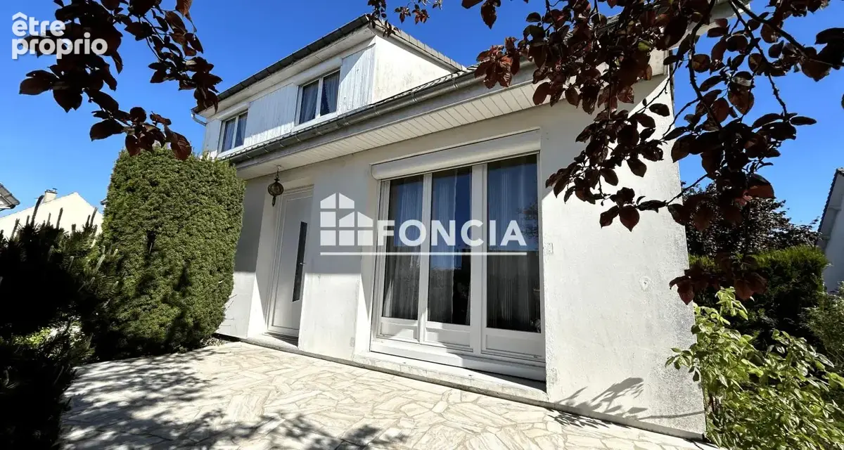 Maison familiale sur sous-sol total au coeur d'un secteur prise - photo 8