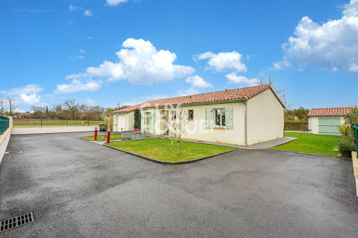 Maison à VILLAUDRIC