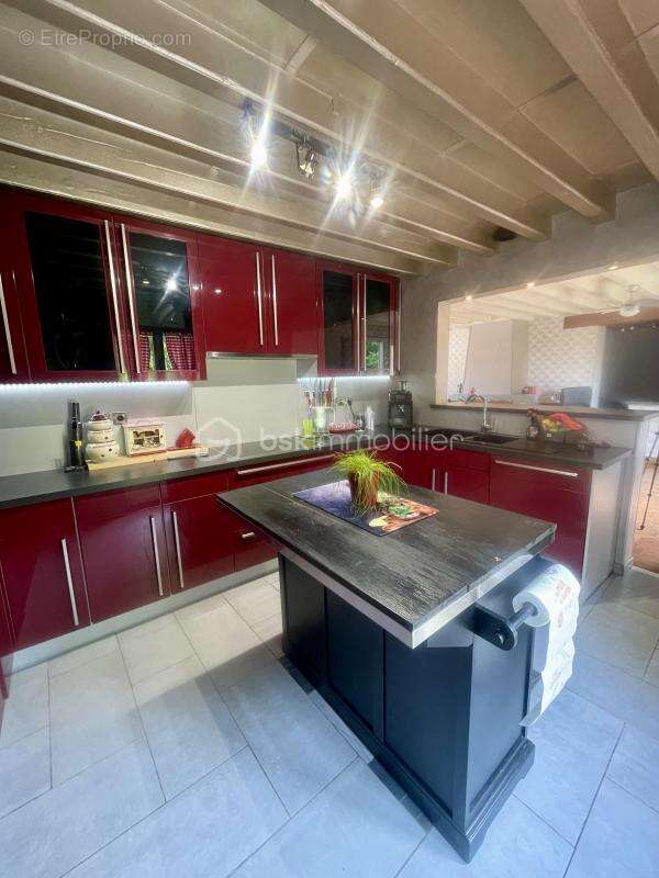 Maison à LA CHAPELLE-GAUTHIER